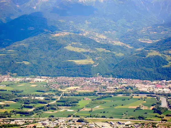 Isolation Par l’Extérieur Isolation par l'extérieur Domène