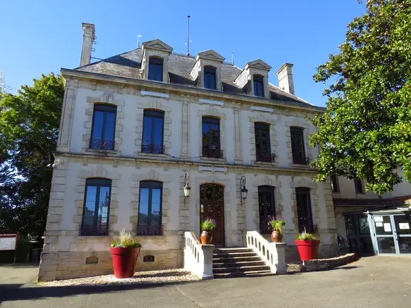 Isolation Par l’Extérieur Isolation par l'extérieur La Crèche